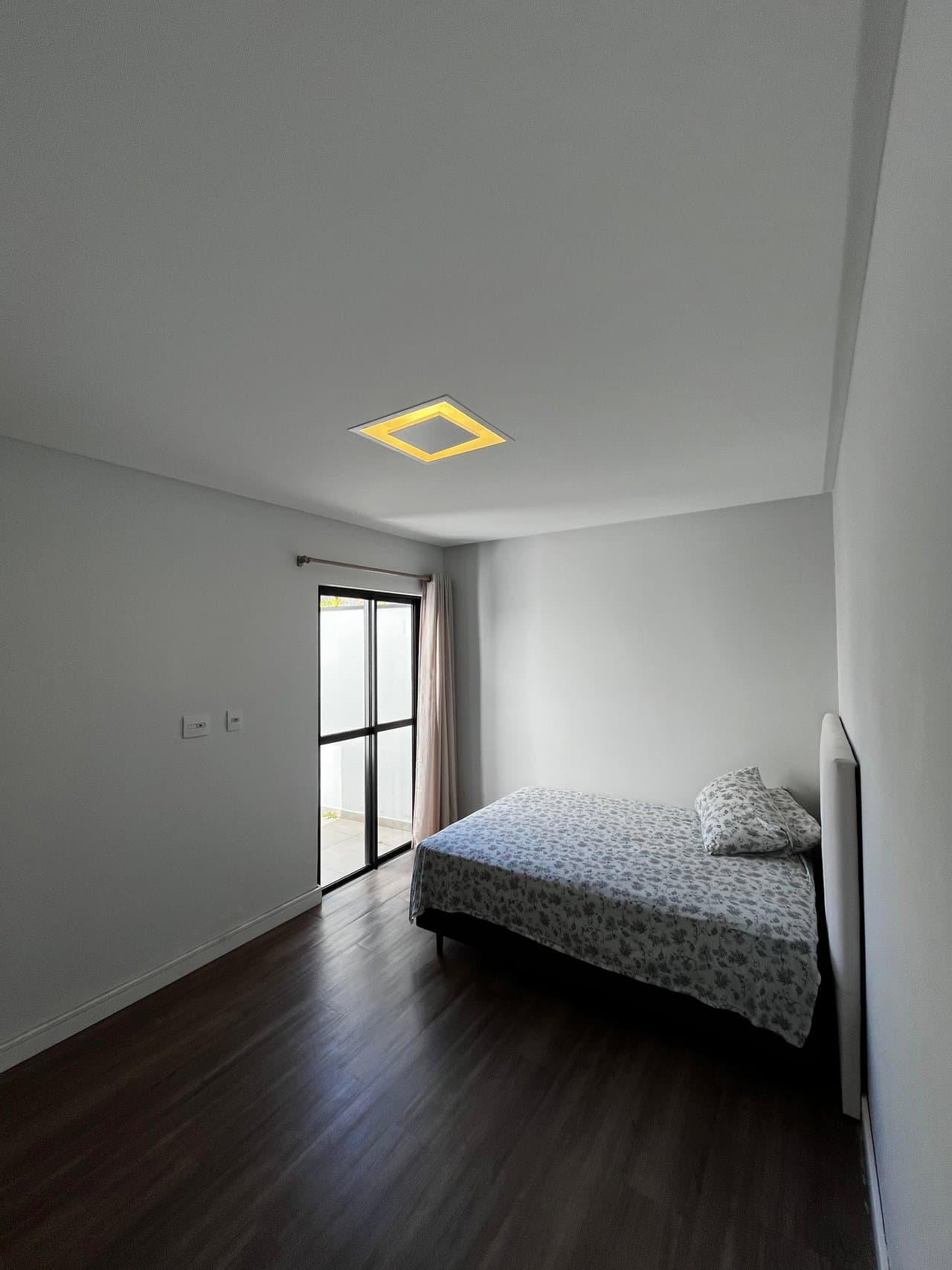 Apartamento de 3 quartos com 1 suíte e 130 m² em Bal. Camboriú