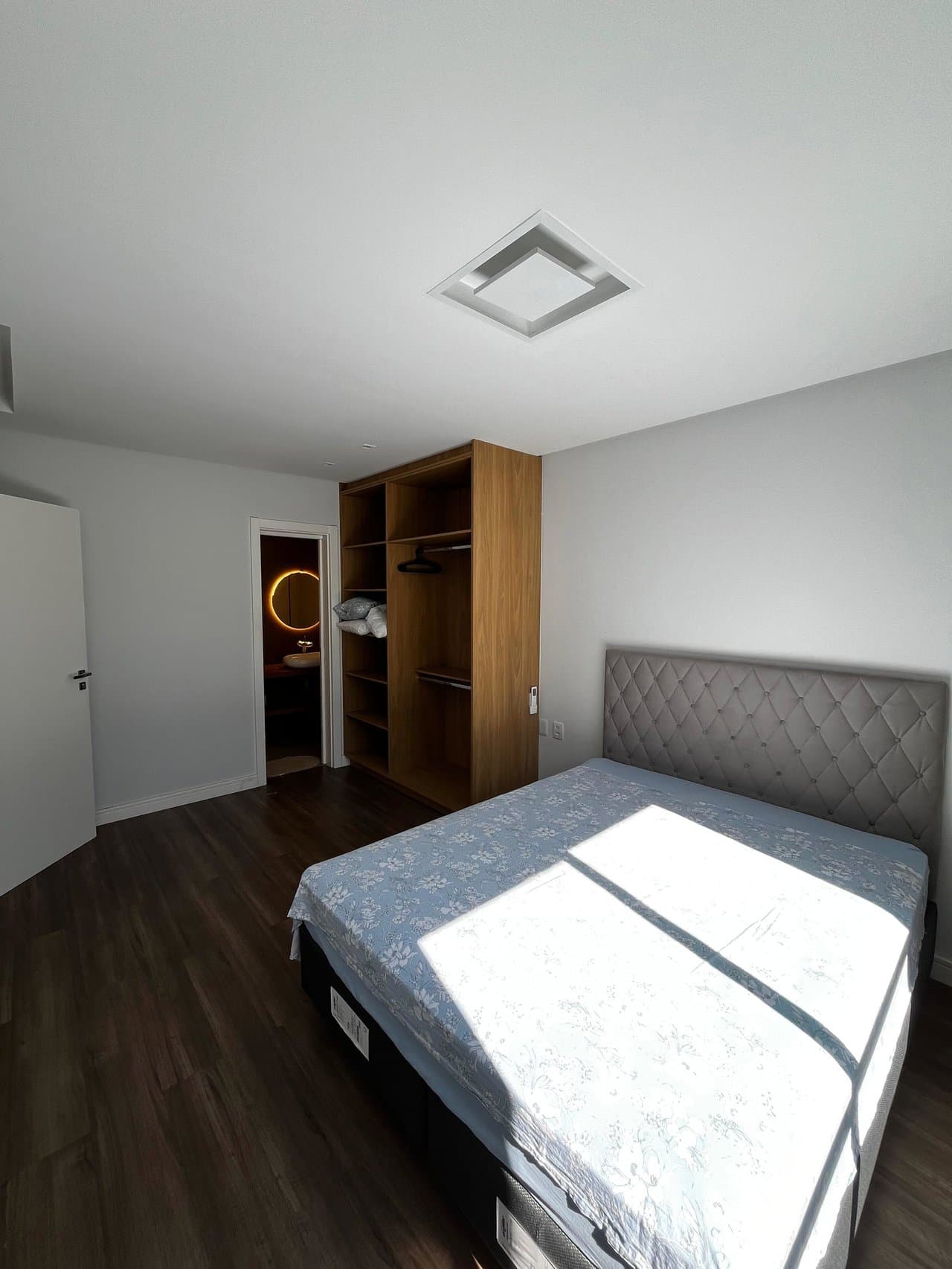 Apartamento de 3 quartos com 1 suíte e 130 m² em Bal. Camboriú