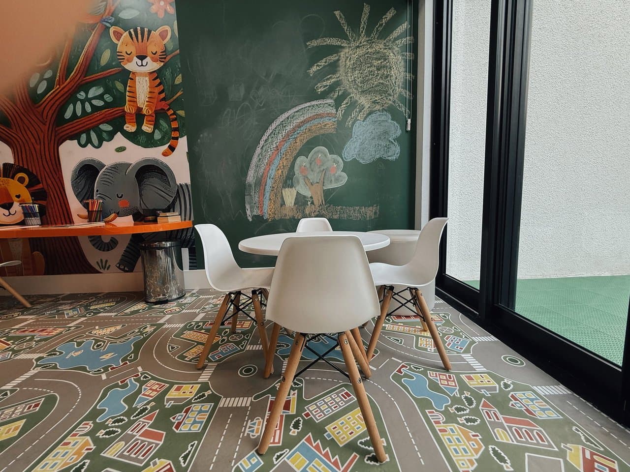 Apartamento de 4 quartos com 4 suítes e 172 m² em Bal. Camboriú