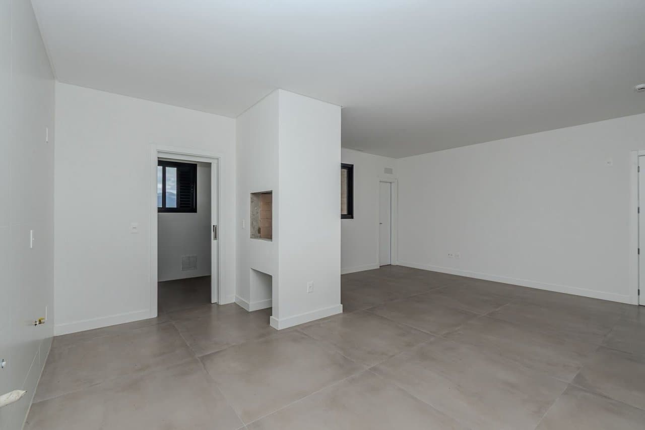 Apartamento de 4 quartos com 4 suítes e 149 m² em Bal. Camboriú