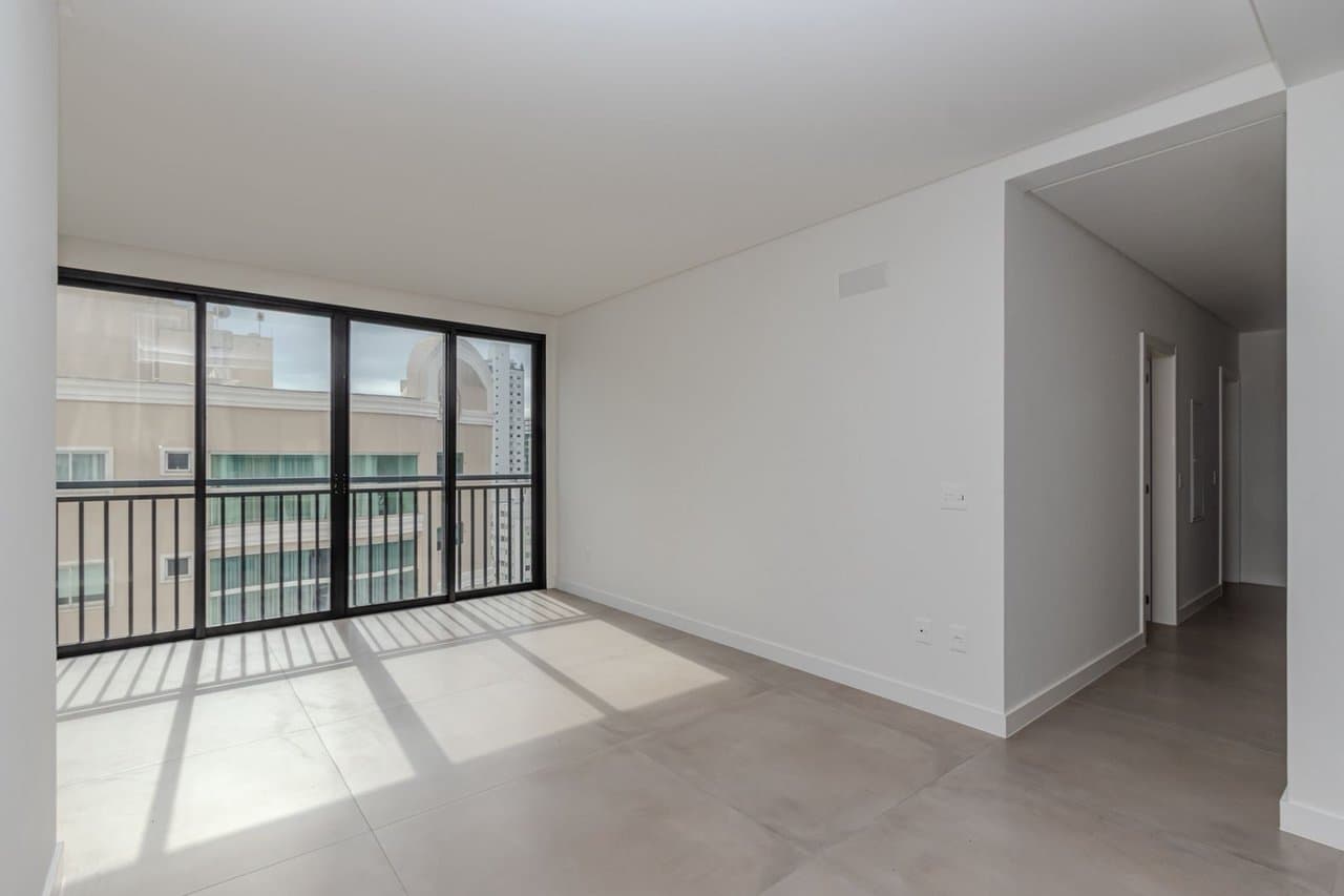 Apartamento de 4 quartos com 4 suítes e 149 m² em Bal. Camboriú