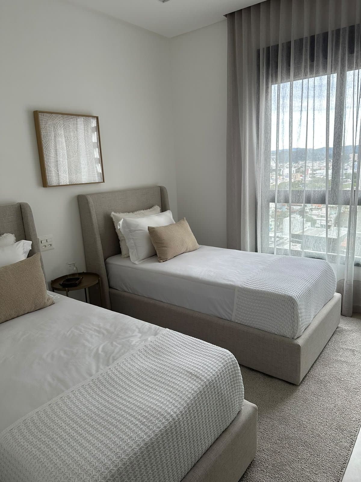 Apartamento de 3 quartos com 3 suítes e 130 m² em Bal. Camboriú