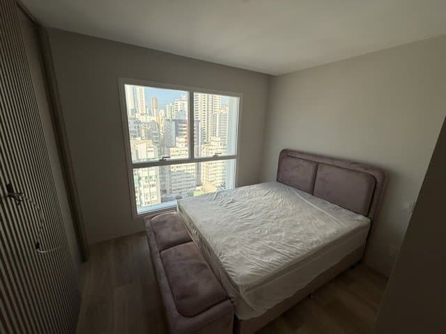 Apartamento de 4 quartos com 4 suítes e 184 m² em Bal. Camboriú