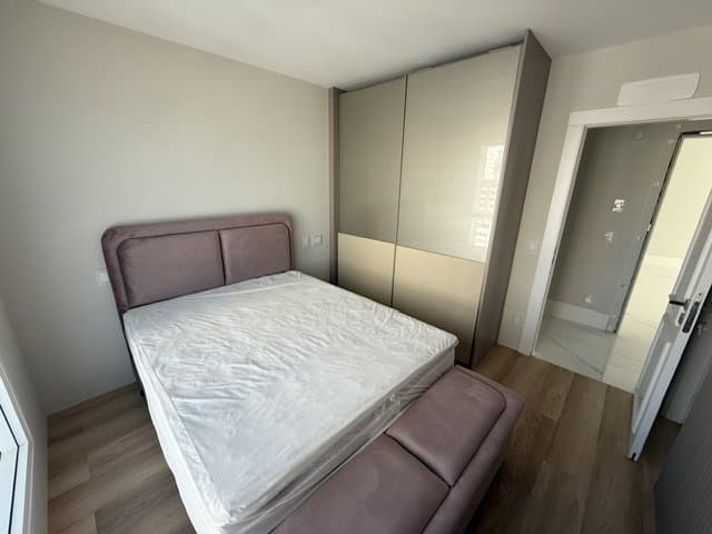 Apartamento de 4 quartos com 4 suítes e 184 m² em Bal. Camboriú