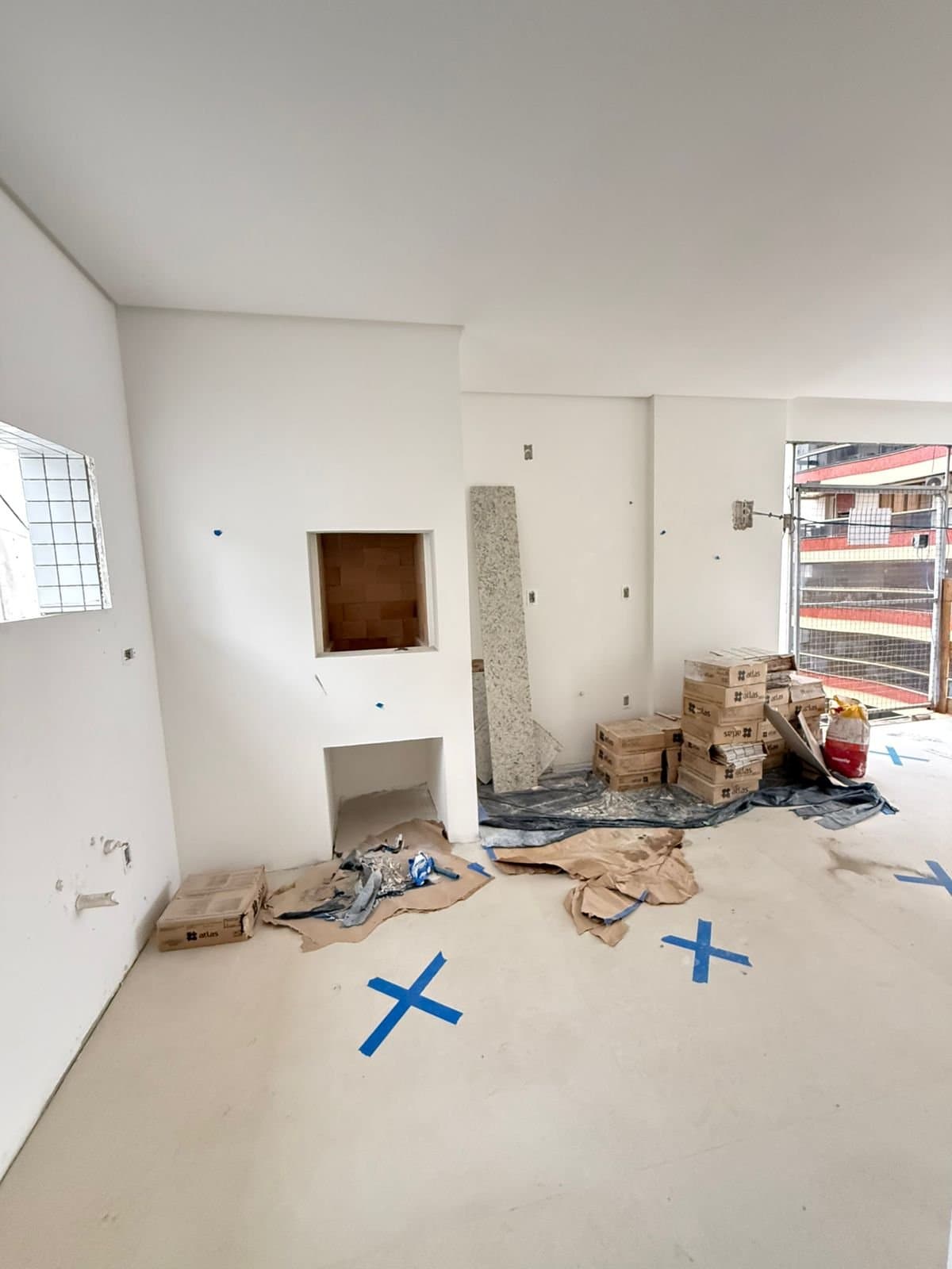 Apartamento de 4 quartos com 4 suítes e 161 m² em Bal. Camboriú