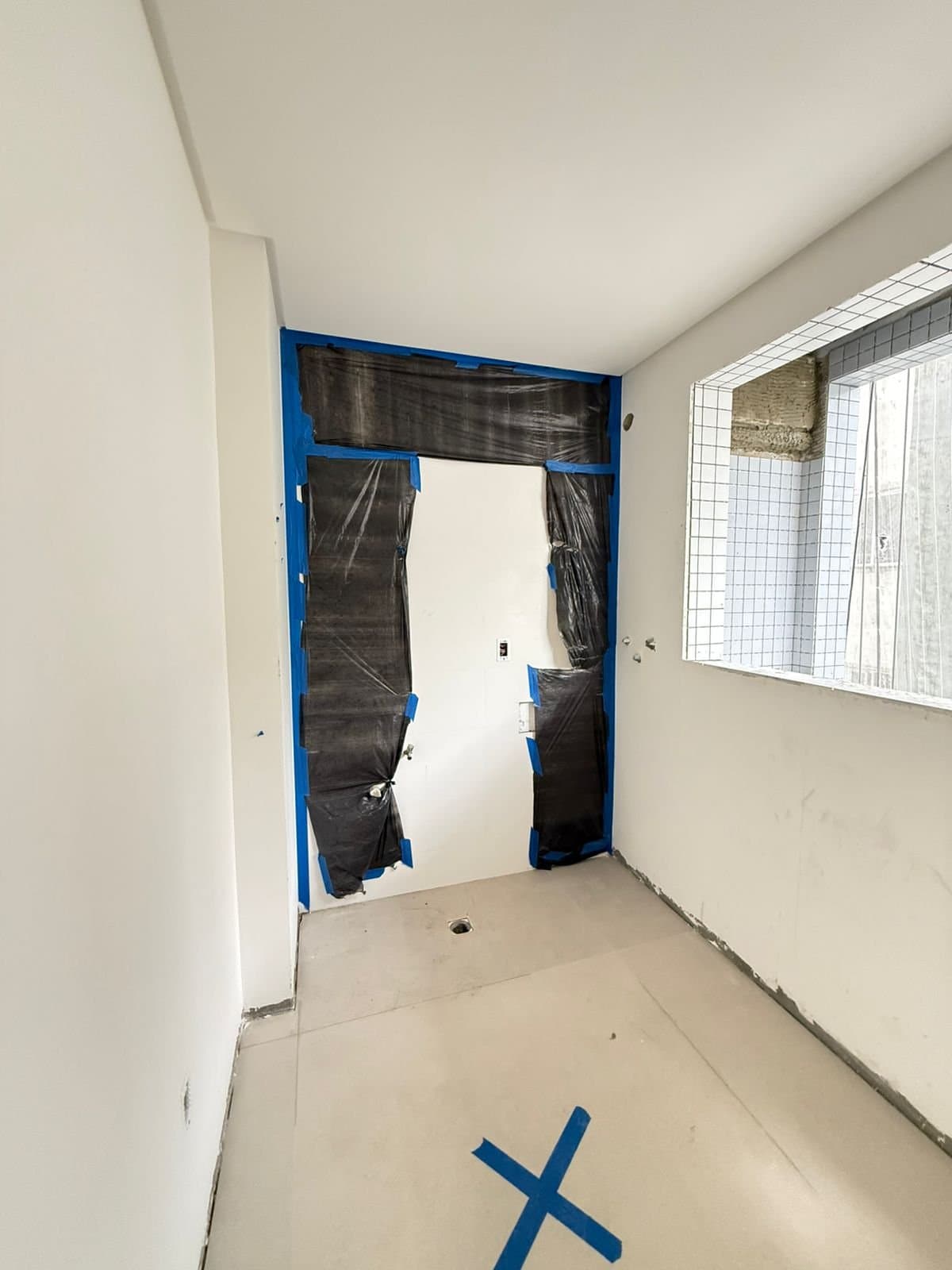 Apartamento de 4 quartos com 4 suítes e 161 m² em Bal. Camboriú