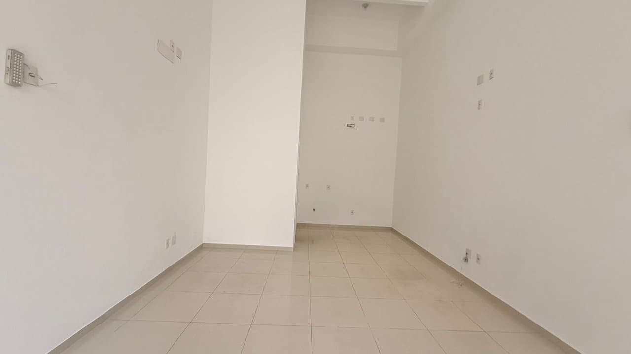 Sala Comercial 42 m² em Bal. Camboriú