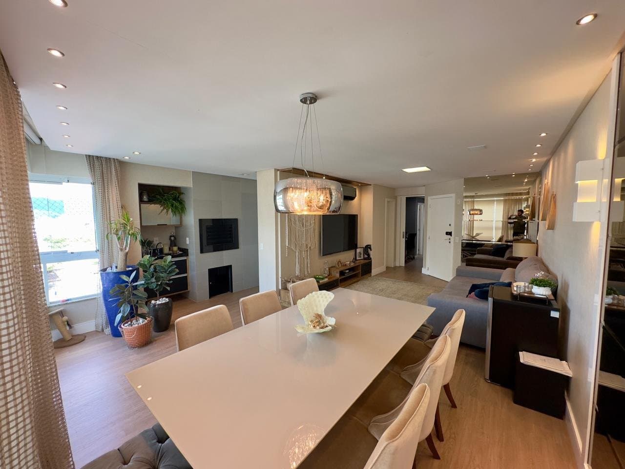 Apartamento de 3 quartos com 1 suíte e 124 m² em Bal. Camboriú