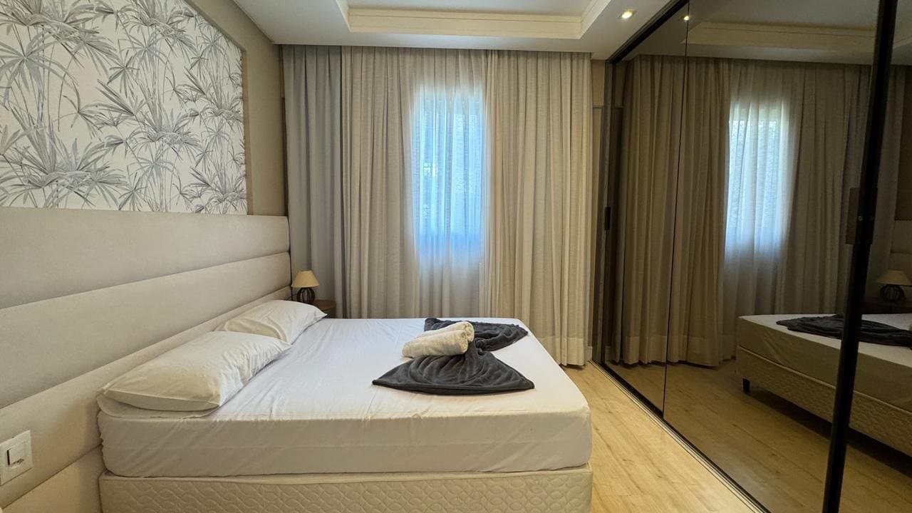 Apartamento de 3 quartos com 3 suítes e 124 m² em Bal. Camboriú