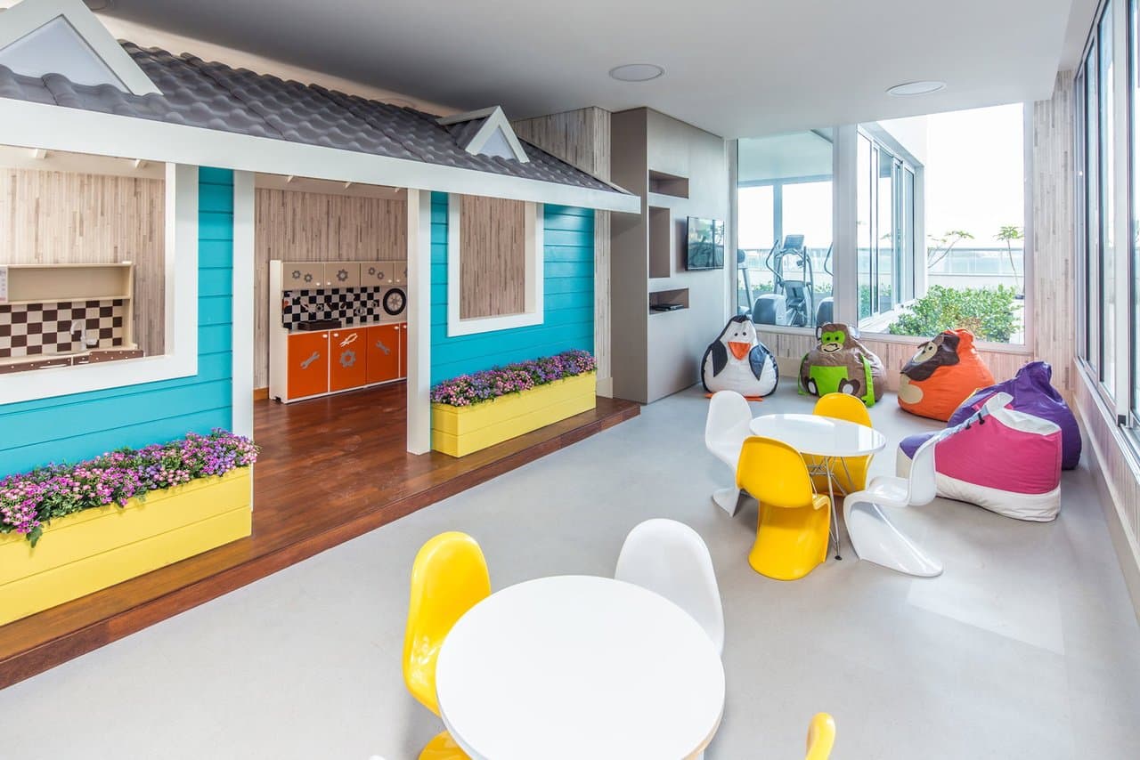 Apartamento de 4 quartos com 4 suítes e 237 m² em Bal. Camboriú
