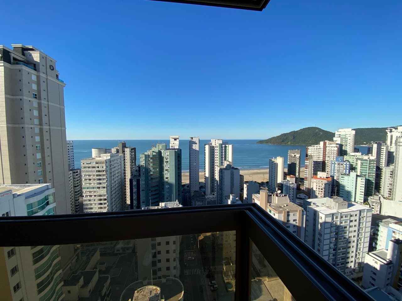 Apartamento de 3 quartos com 3 suítes e 118 m² em Bal. Camboriú
