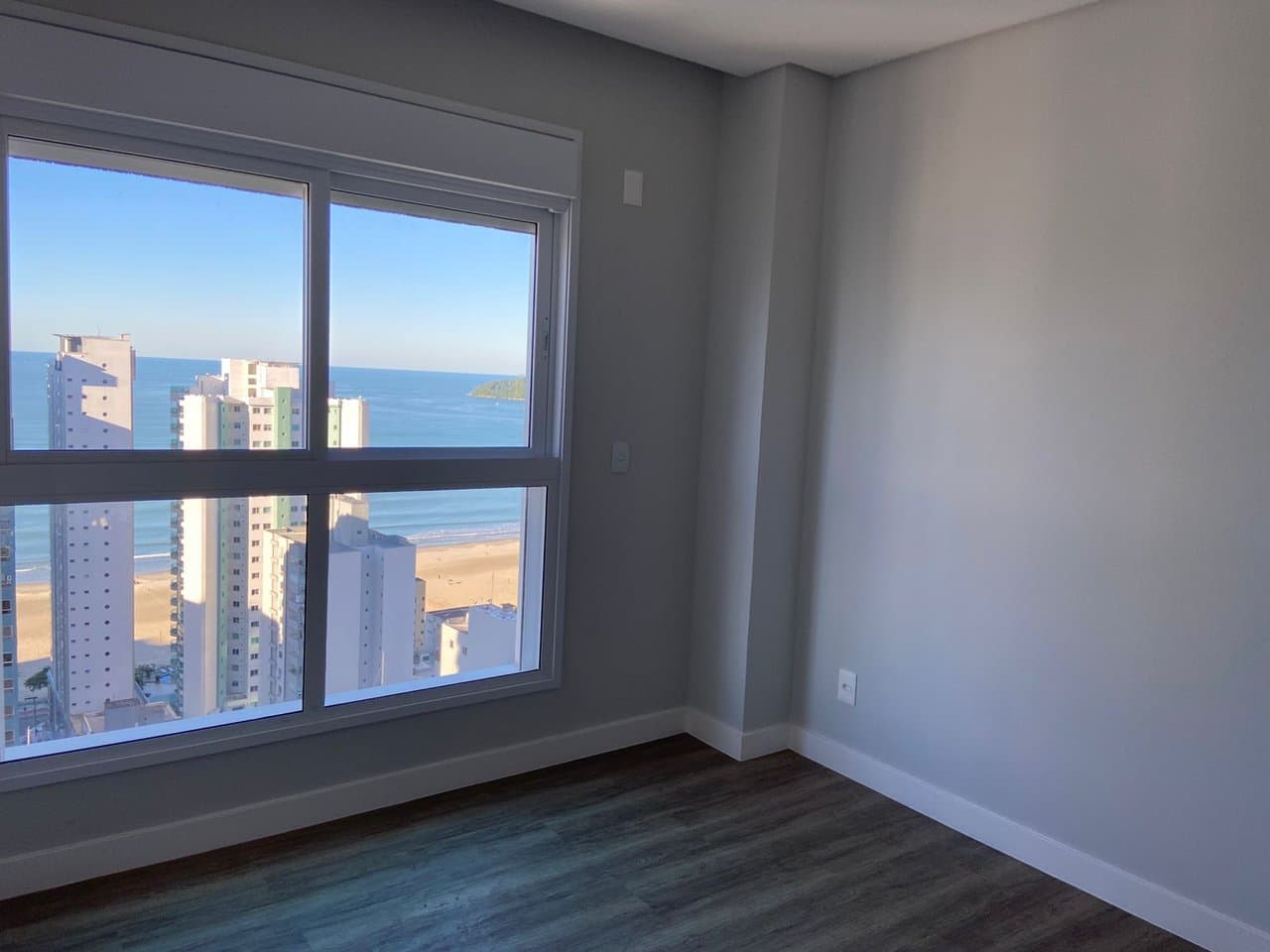 Apartamento de 3 quartos com 3 suítes e 118 m² em Bal. Camboriú