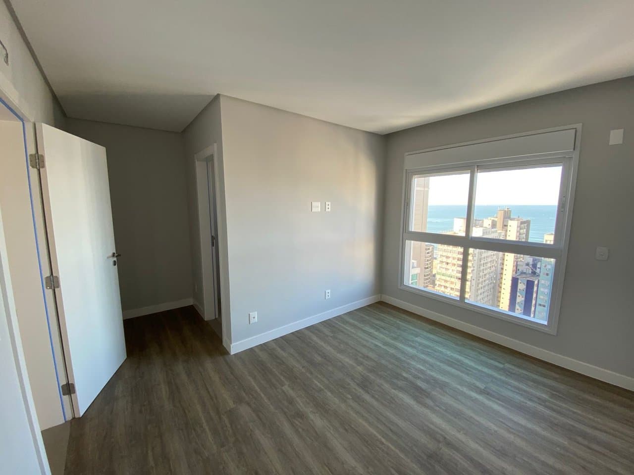 Apartamento de 3 quartos com 3 suítes e 118 m² em Bal. Camboriú