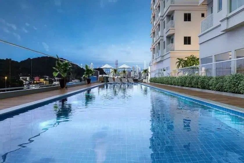 Apartamento de 2 quartos com 1 suíte e 64 m² em Bal. Camboriú