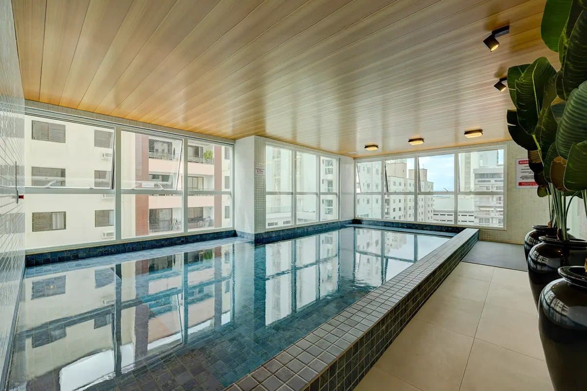 Apartamento de 4 quartos com 4 suítes e 142 m² em Bal. Camboriú