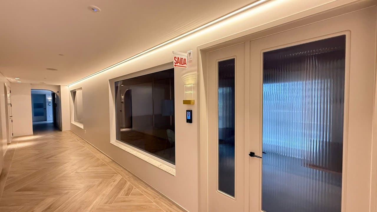 Apartamento de 4 quartos com 4 suítes e 194 m² em Bal. Camboriú