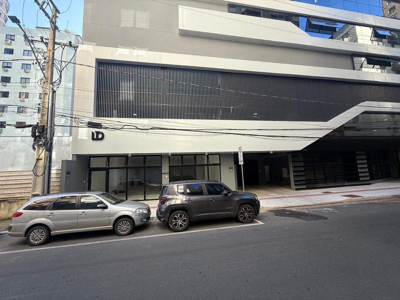 Sala Comercial 88 m² em Bal. Camboriú