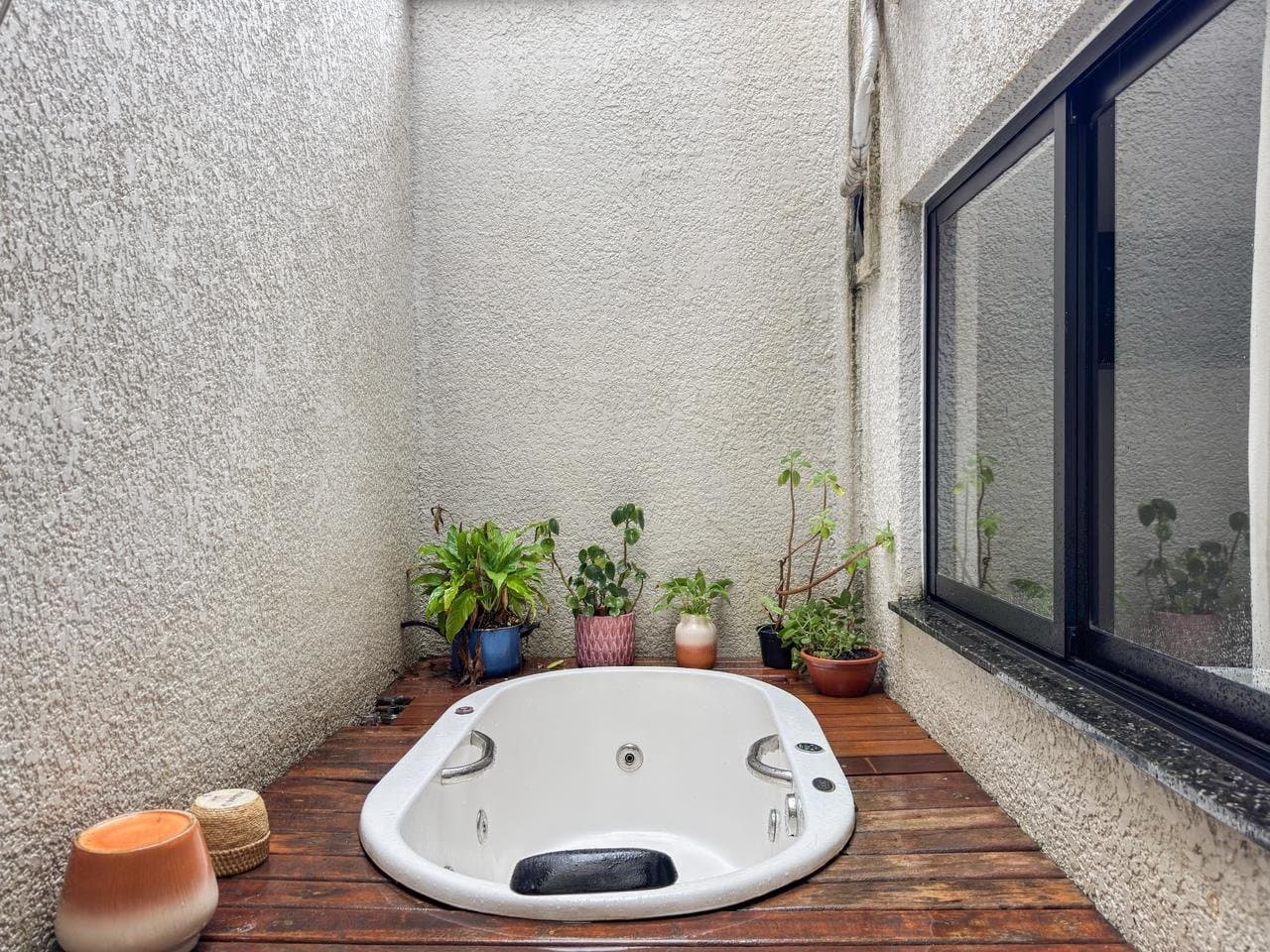 Apartamento de 2 quartos com 1 suíte e 70 m² em Bal. Camboriú