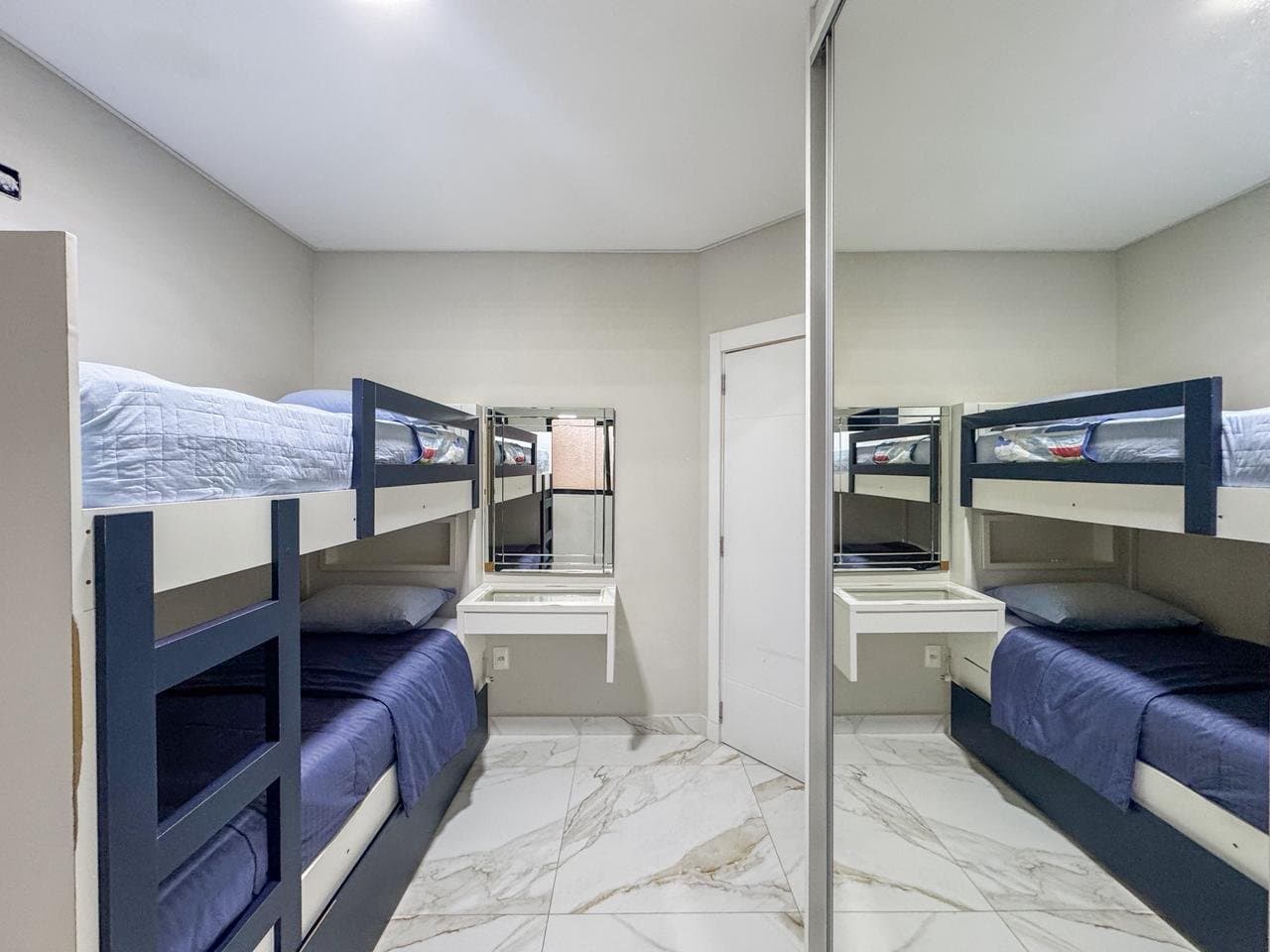 Apartamento de 2 quartos com 1 suíte e 70 m² em Bal. Camboriú