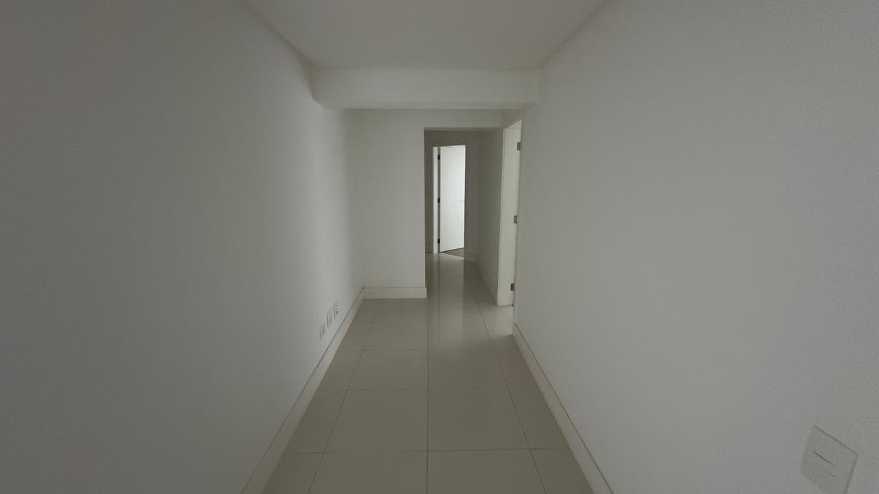 Apartamento de 3 quartos com 3 suítes e 148 m² em Bal. Camboriú