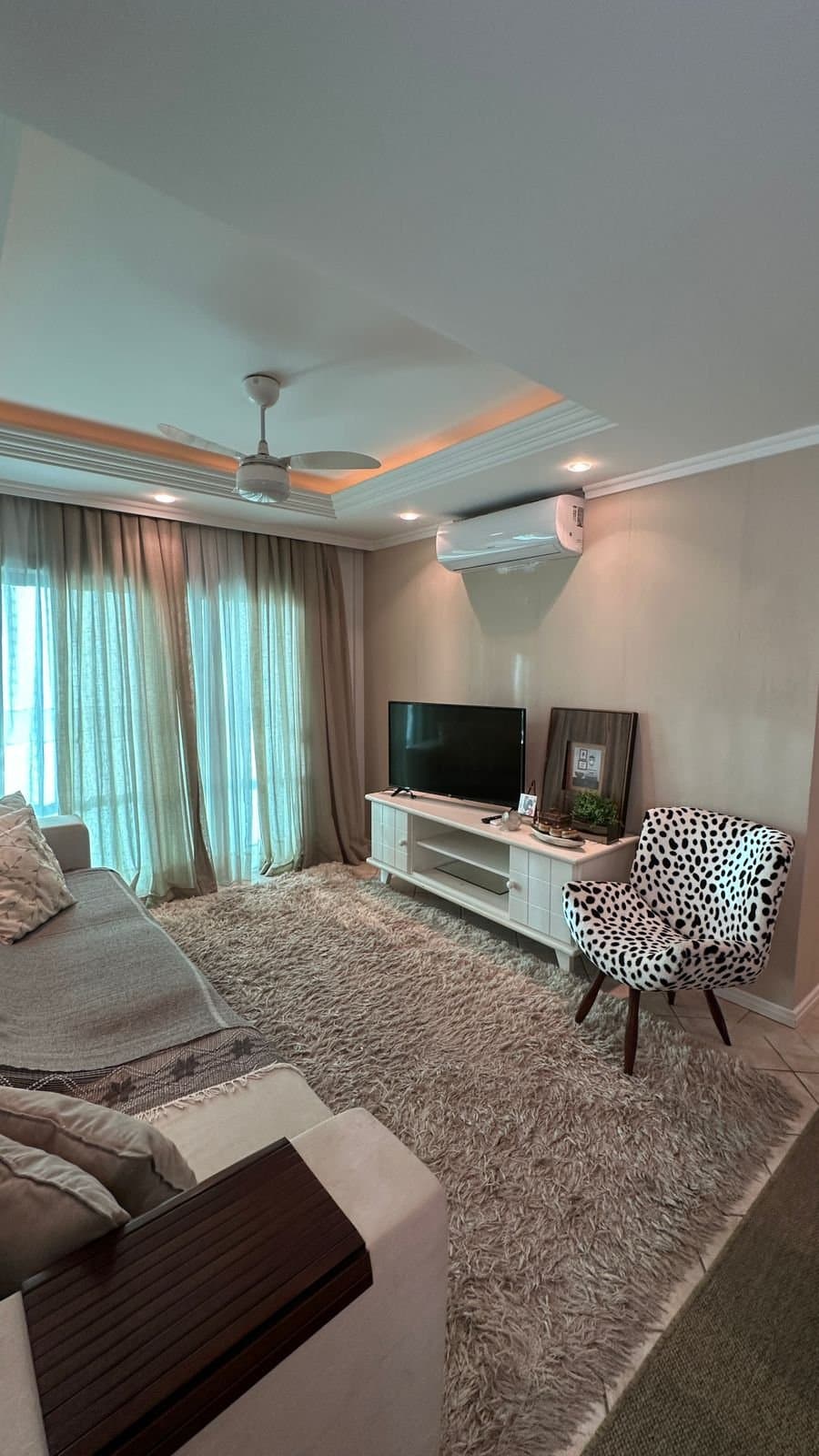 Apartamento de 2 quartos com 1 suíte e 166 m² em Bal. Camboriú