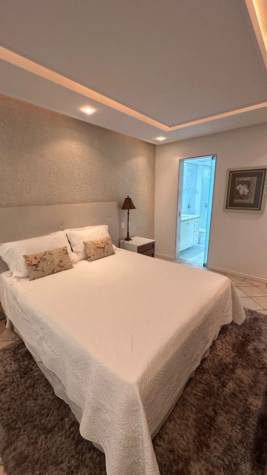 Apartamento de 2 quartos com 1 suíte e 166 m² em Bal. Camboriú