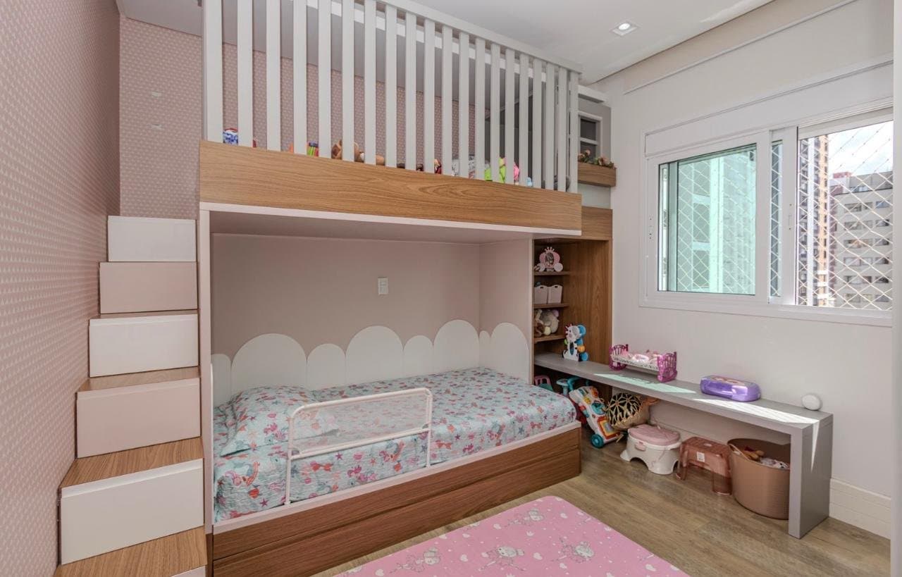Apartamento de 4 quartos com 4 suítes e 159 m² em Bal. Camboriú