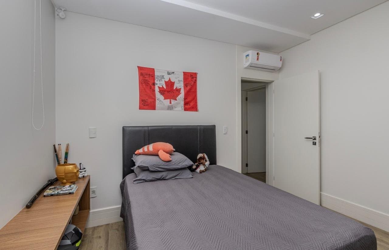 Apartamento de 4 quartos com 4 suítes e 159 m² em Bal. Camboriú