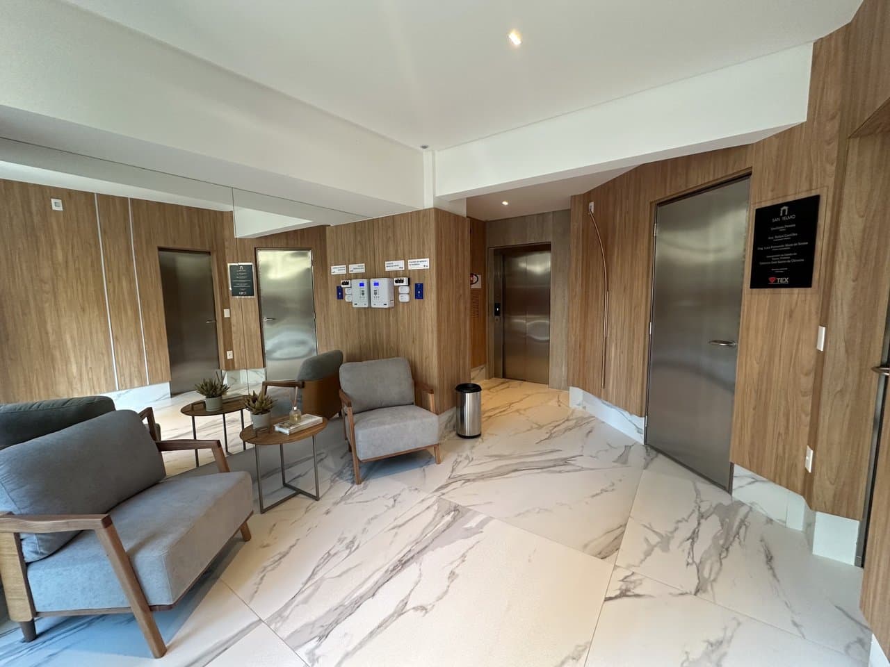 Apartamento de 3 quartos com 3 suítes e 125 m² em Bal. Camboriú