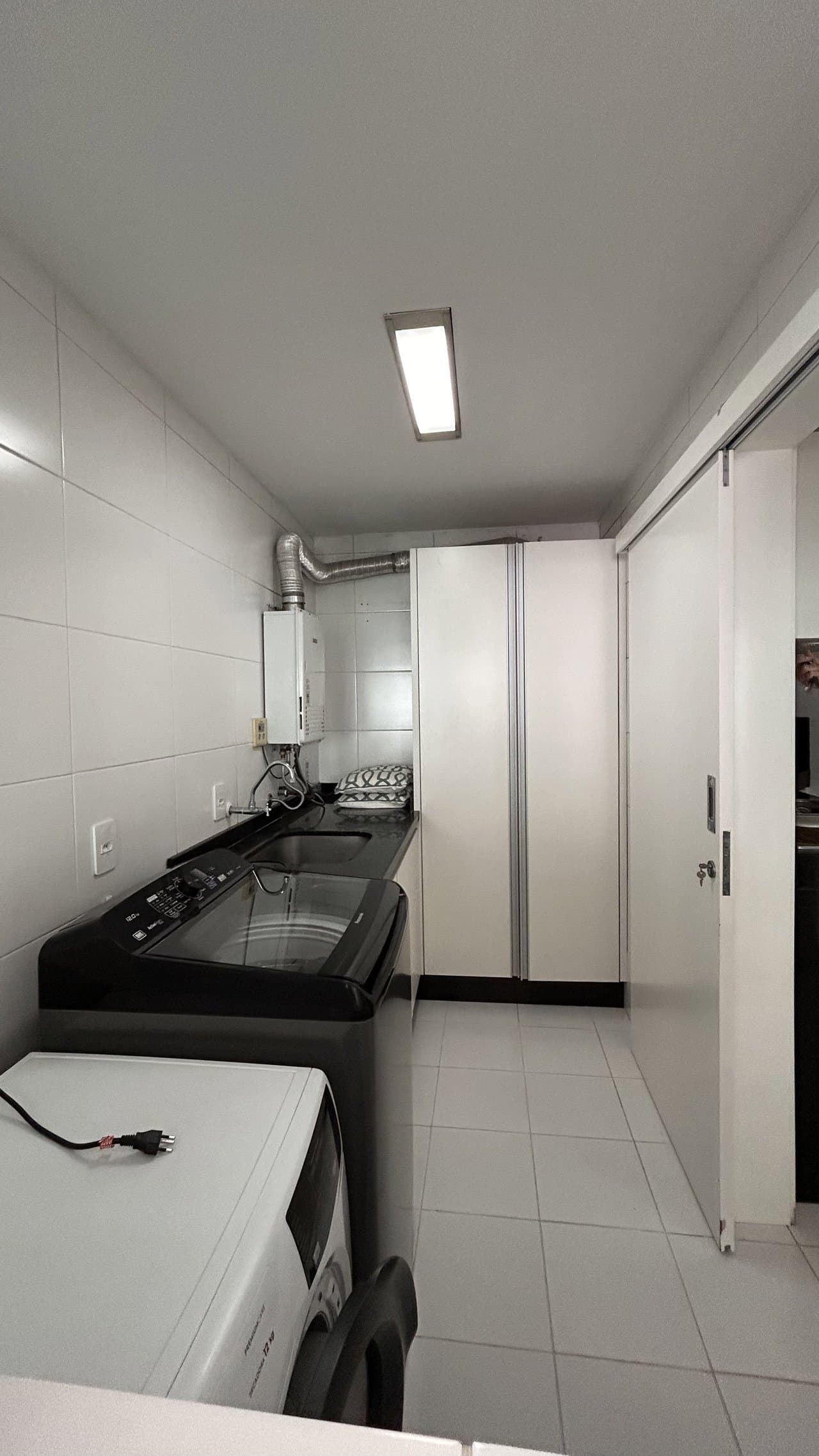 Apartamento de 3 quartos com 2 suítes e 132 m² em Bal. Camboriú