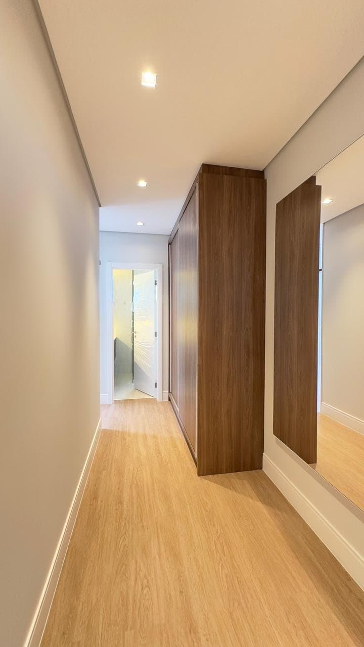 Apartamento de 3 quartos com 3 suítes e 120 m² em Bal. Camboriú