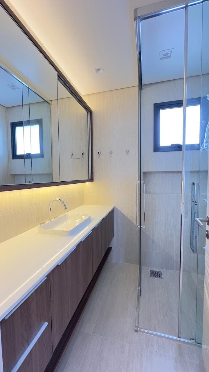 Apartamento de 3 quartos com 3 suítes e 120 m² em Bal. Camboriú