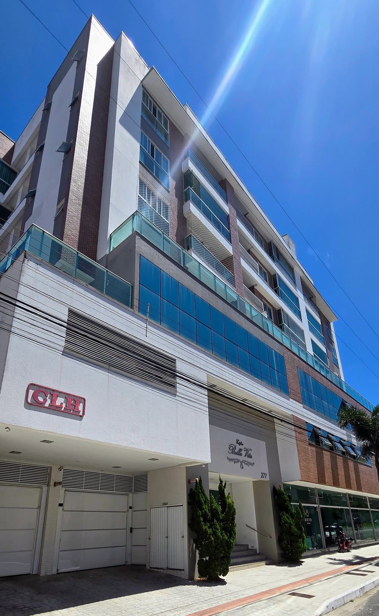 Apartamento de 2 quartos com 1 suíte e 95 m² em Bal. Camboriú