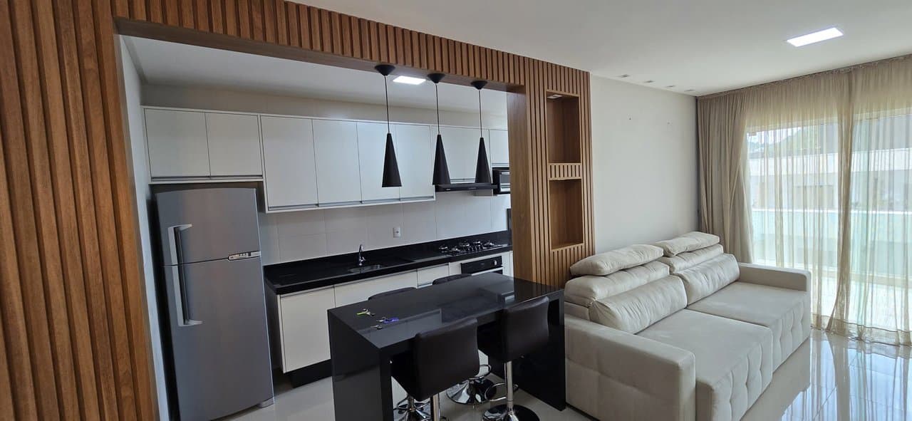 Apartamento de 2 quartos com 1 suíte e 95 m² em Bal. Camboriú