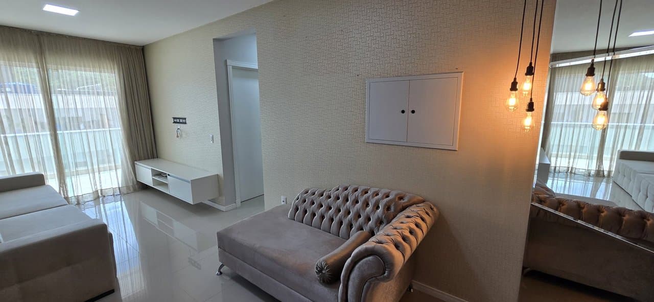 Apartamento de 2 quartos com 1 suíte e 95 m² em Bal. Camboriú