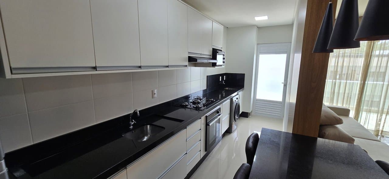 Apartamento de 2 quartos com 1 suíte e 95 m² em Bal. Camboriú