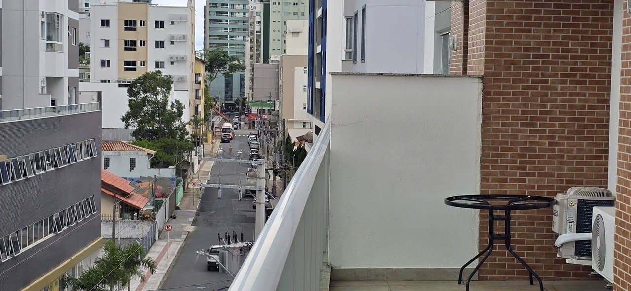 Apartamento de 2 quartos com 1 suíte e 95 m² em Bal. Camboriú