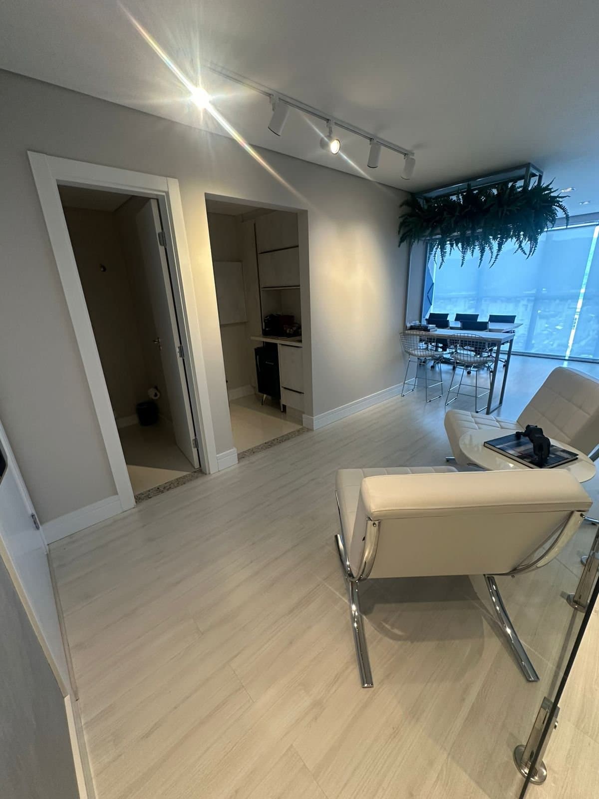 Sala Comercial 50 m² em Bal. Camboriú