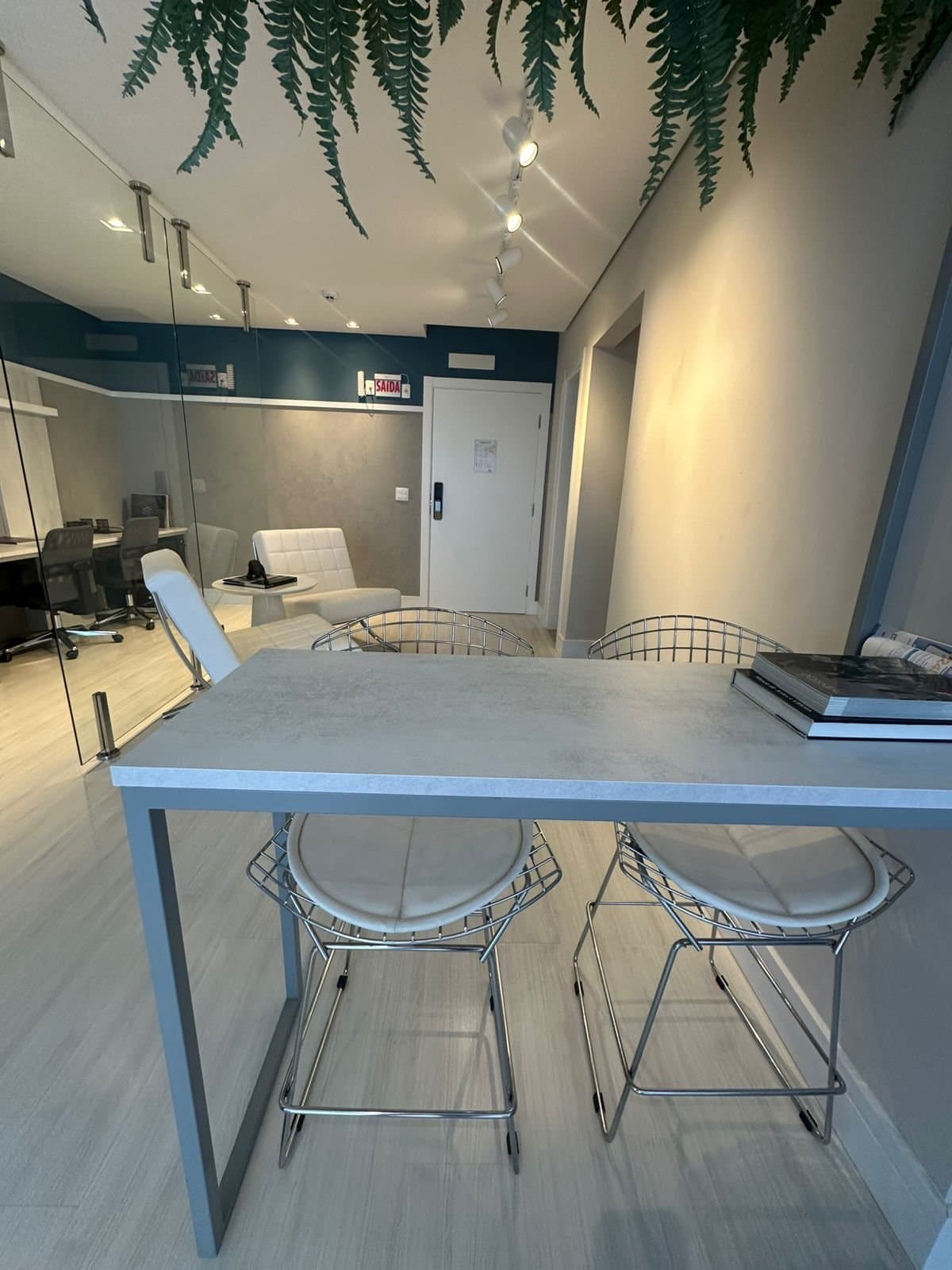 Sala Comercial 50 m² em Bal. Camboriú