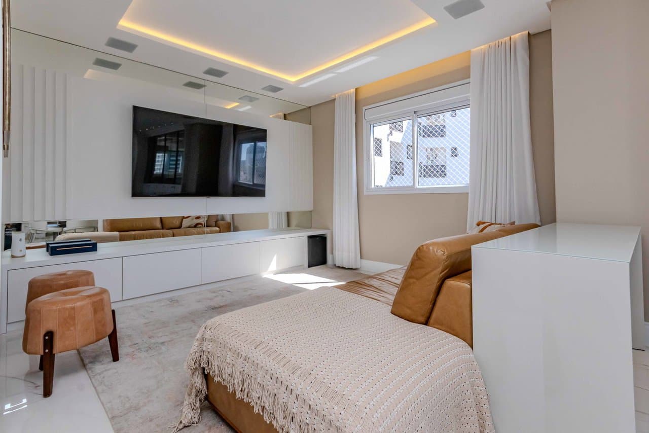 Cobertura de 3 quartos com 3 suítes e 185 m² em Bal. Camboriú