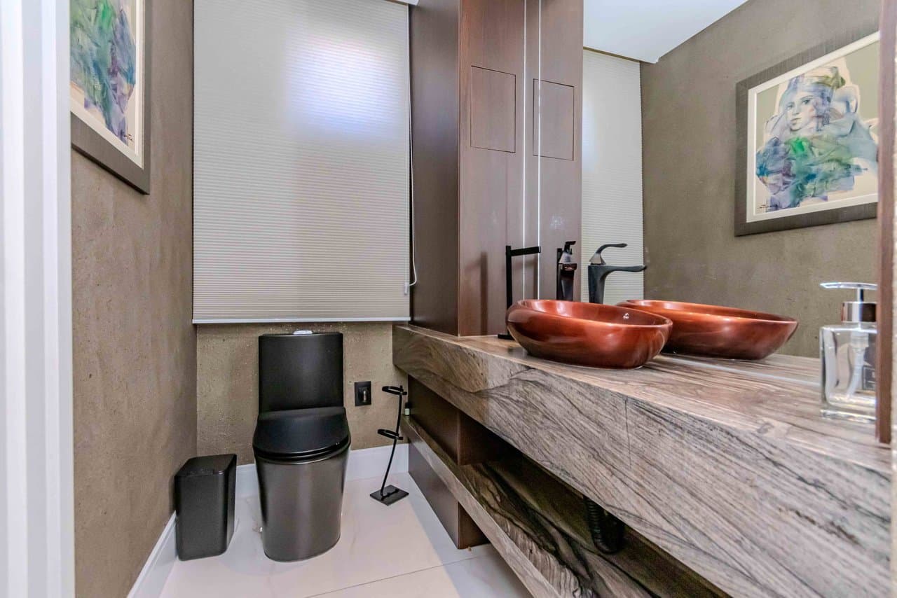 Cobertura de 3 quartos com 3 suítes e 185 m² em Bal. Camboriú