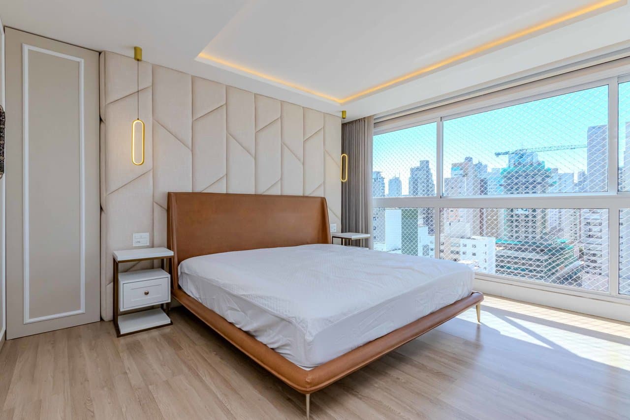 Cobertura de 3 quartos com 3 suítes e 185 m² em Bal. Camboriú