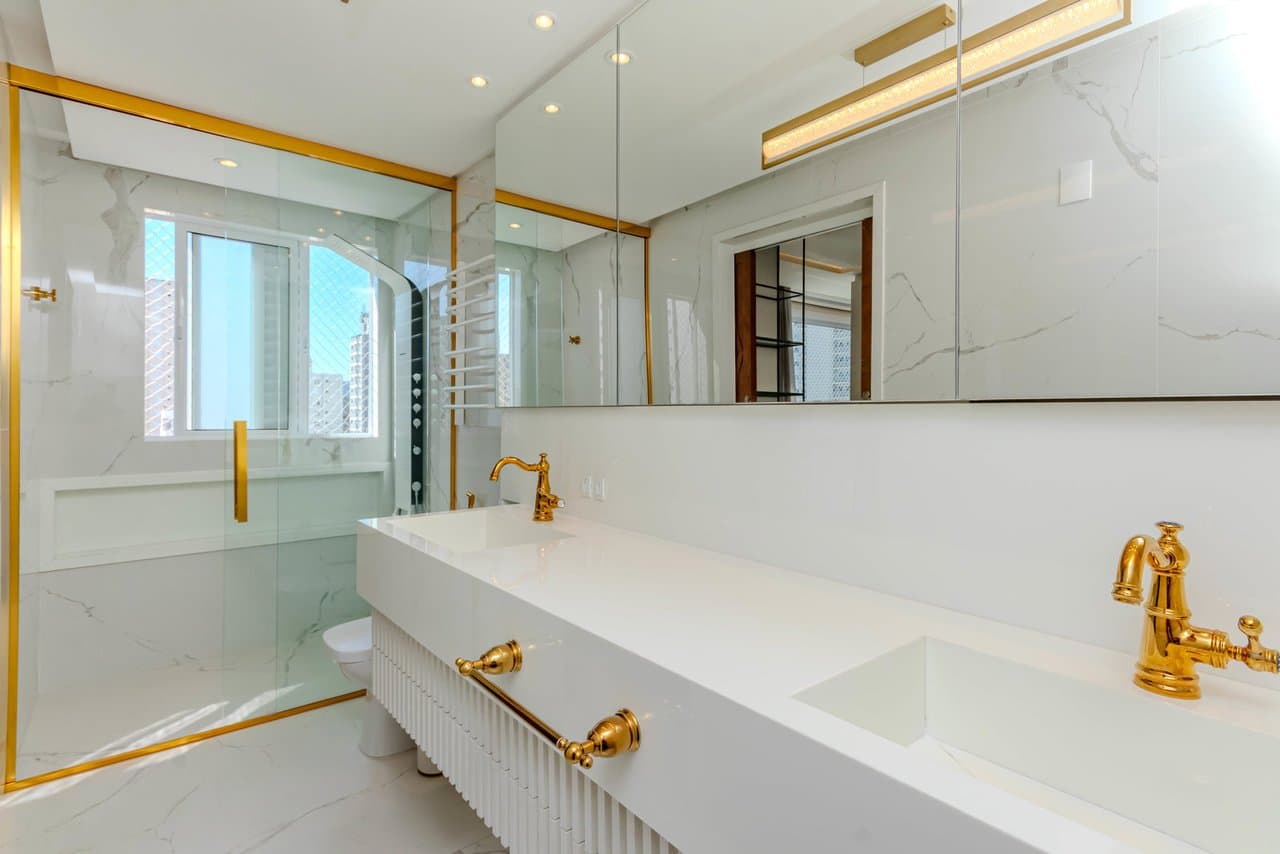 Cobertura de 3 quartos com 3 suítes e 185 m² em Bal. Camboriú