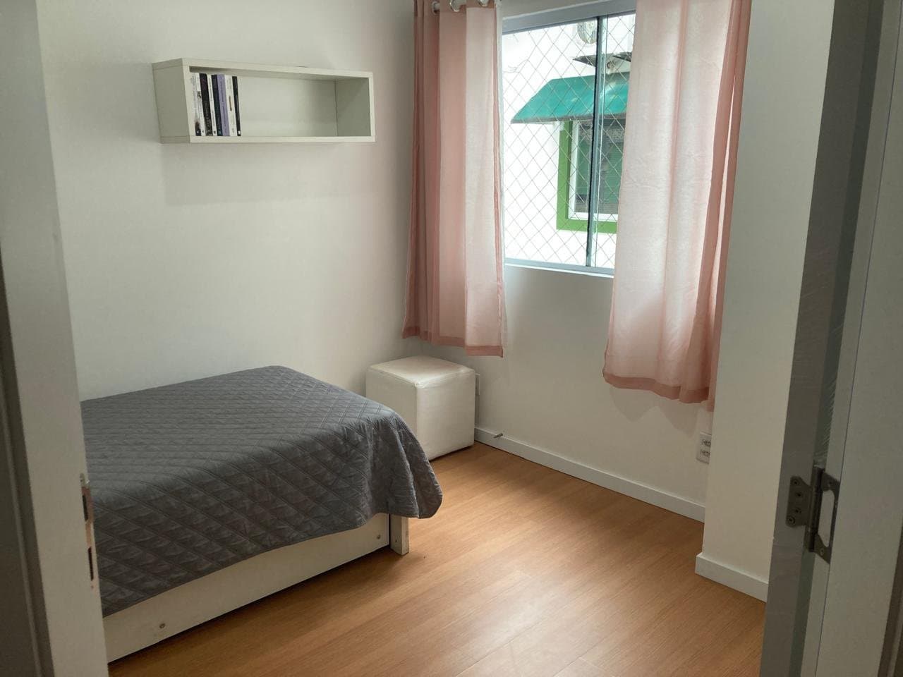 Casa de 3 quartos com 1 suíte e 120 m² em Bal. Camboriú