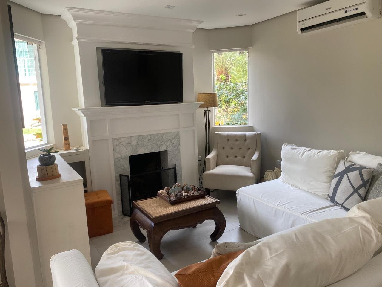 Casa de 3 quartos com 1 suíte e 120 m² em Bal. Camboriú