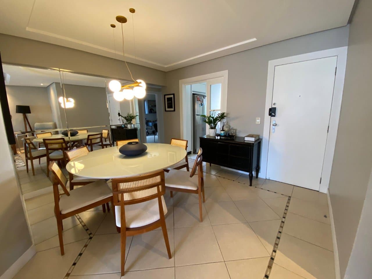 Apartamento de 3 quartos com 1 suíte e 119 m² em Bal. Camboriú