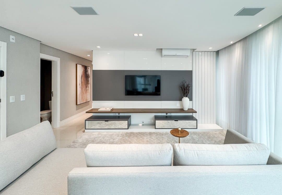 Apartamento de 4 quartos com 2 suítes e 132 m² em Bal. Camboriú