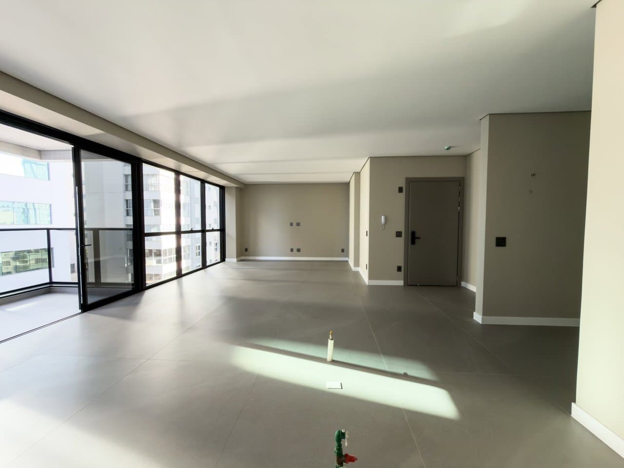 Differentiated de 4 quartos com 4 suítes e 255 m² em Bal. Camboriú