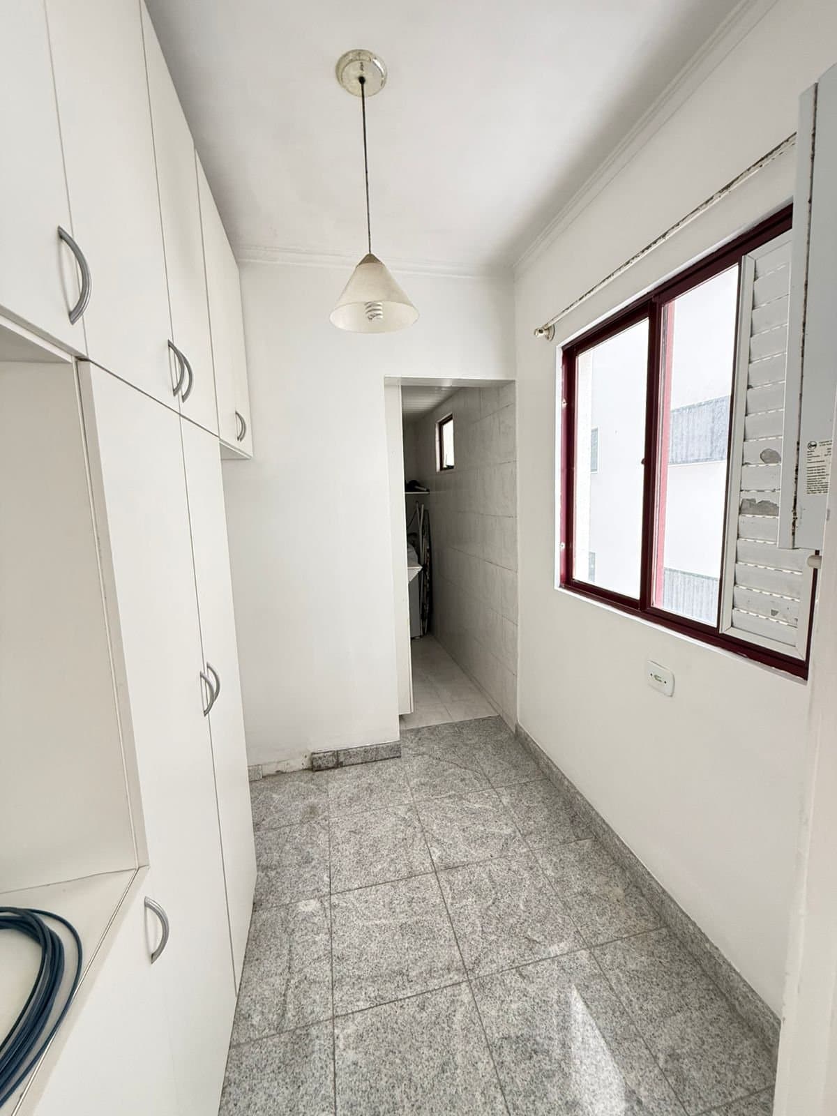 Apartamento de 3 quartos com 3 suítes e 179 m² em Bal. Camboriú