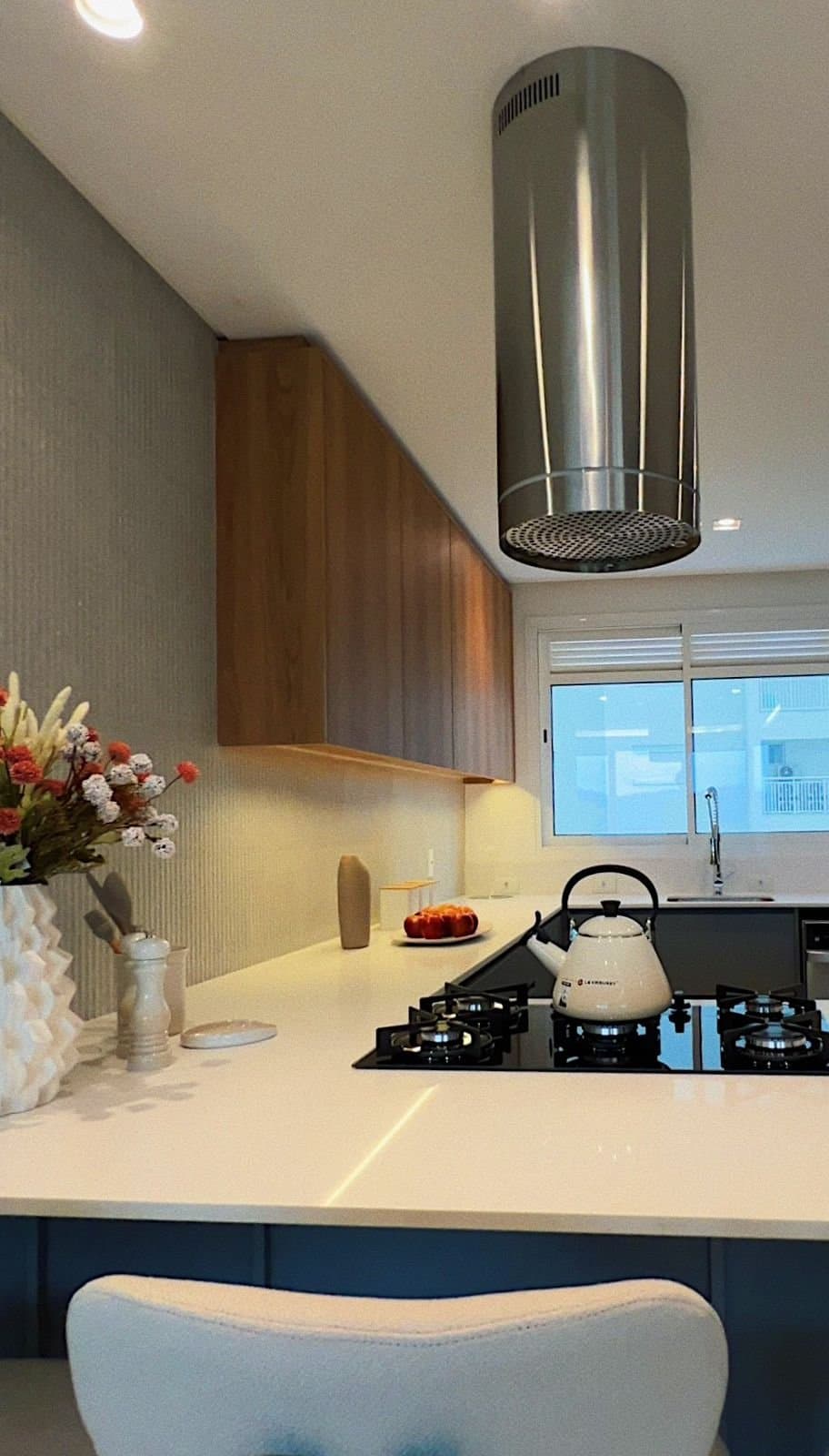 Apartamento de 3 quartos com 3 suítes e 182 m² em Bal. Camboriú